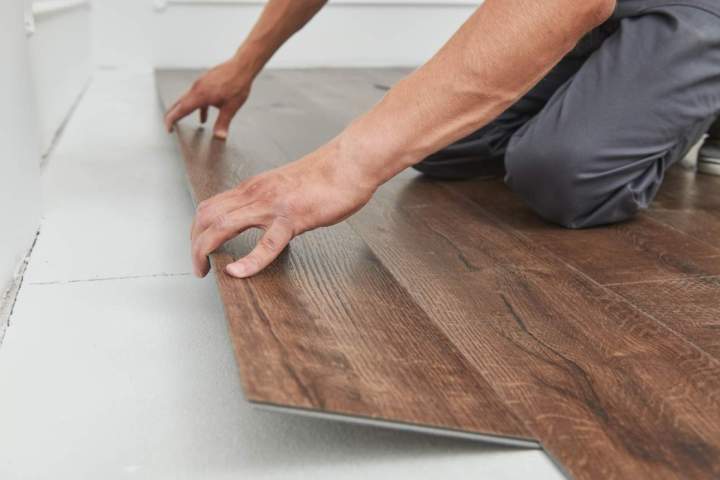 Wood-look laminate floor Davie